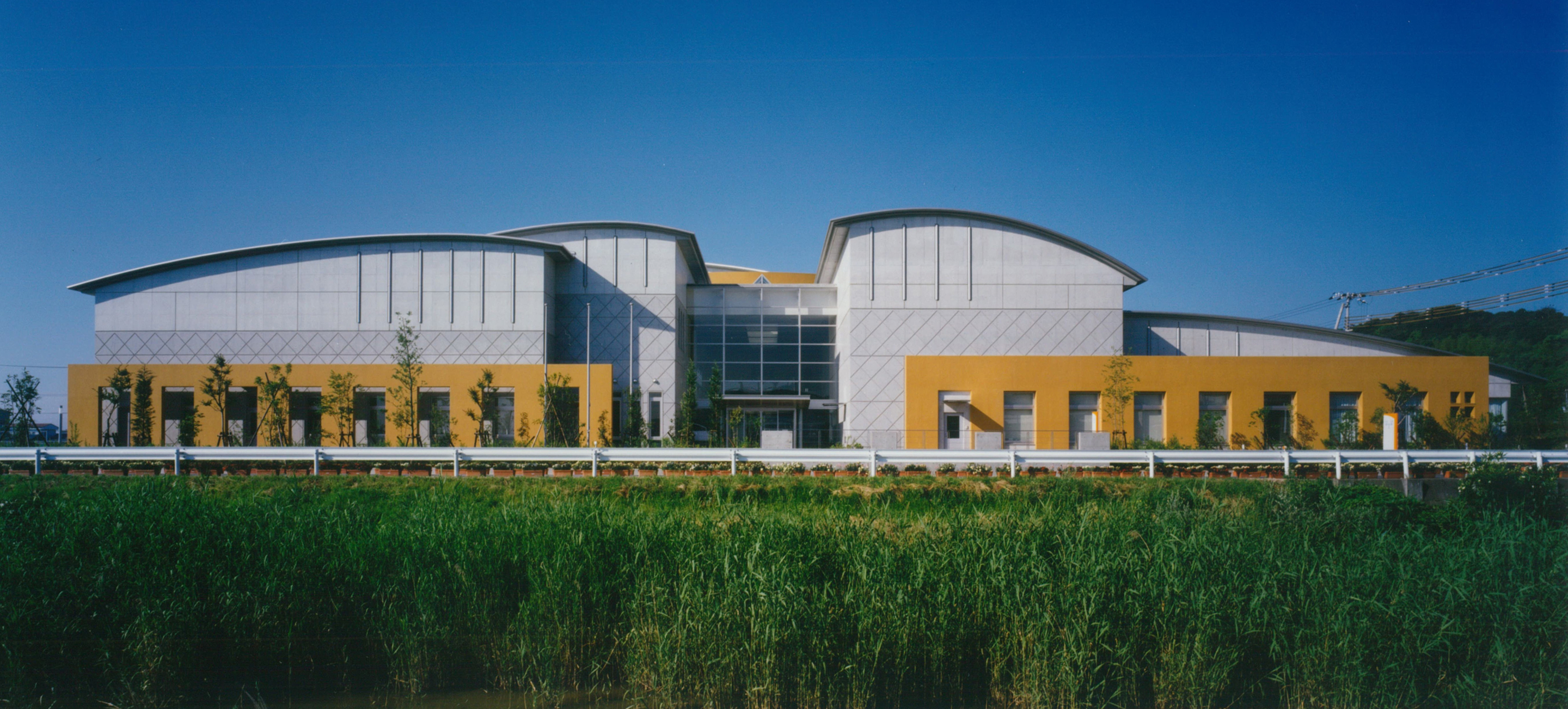 淡路市立サンシャインホール外観